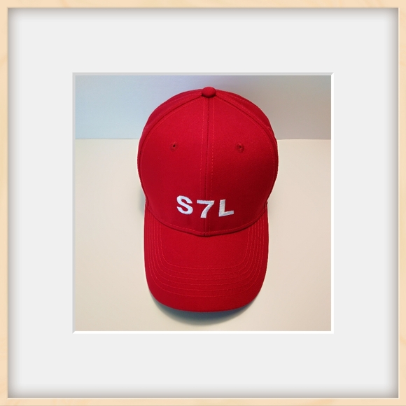 S7L Signature 7 Label cotton twill baseballcap/burgundy - Picture 1 of 5